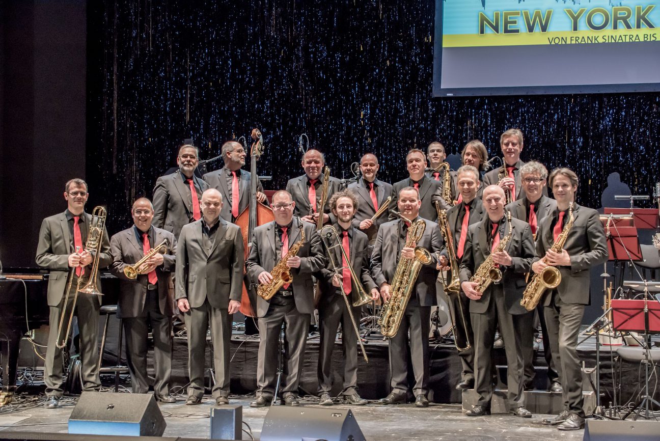 BigBand der Deutschen Oper Berlin auf der Bühne